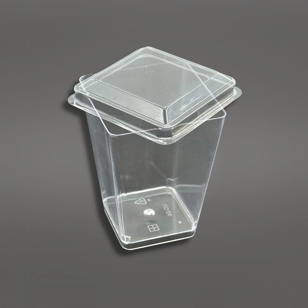 3.5oz Clear Trapezoid Mousse Cup W/ Lid - open