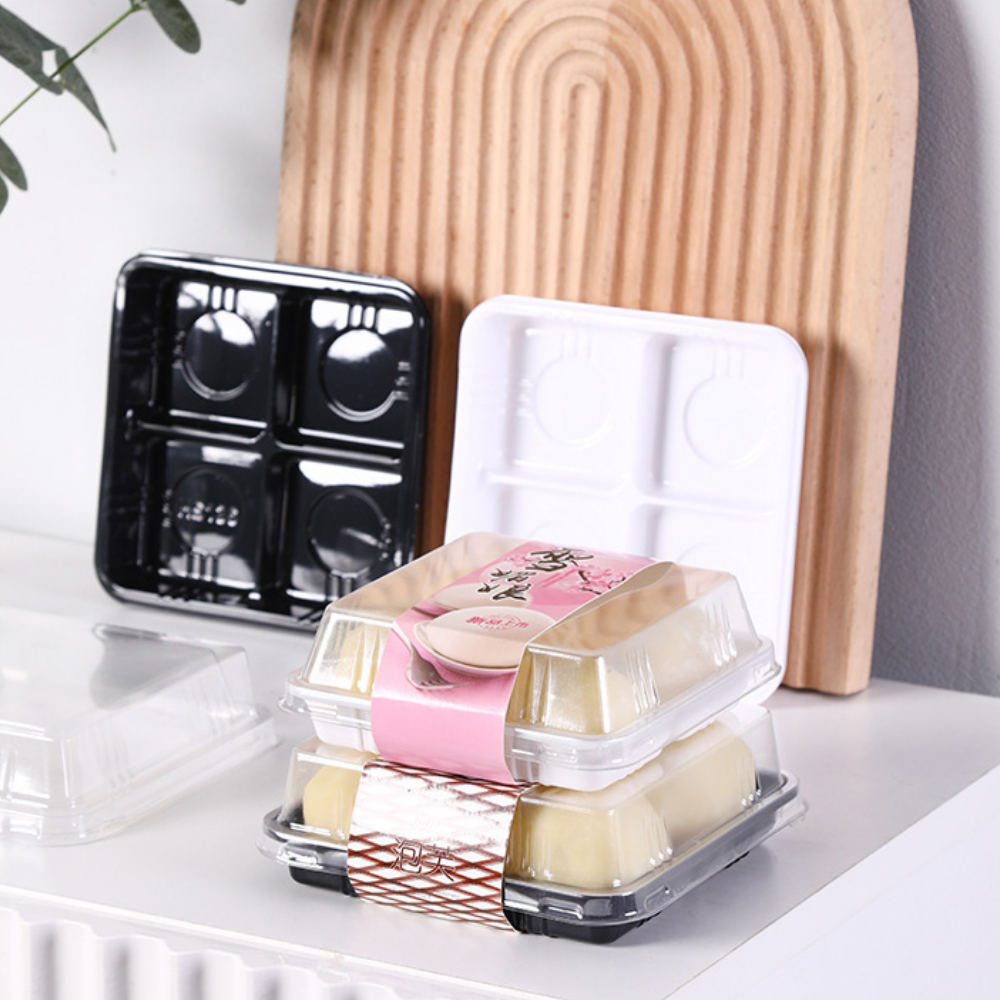 FG136 | 4 Compartment Plastic Mini Cake White Box W/ Clear Anti-Fog Lid | 4.84x4.84x1.77" - With Dessert
